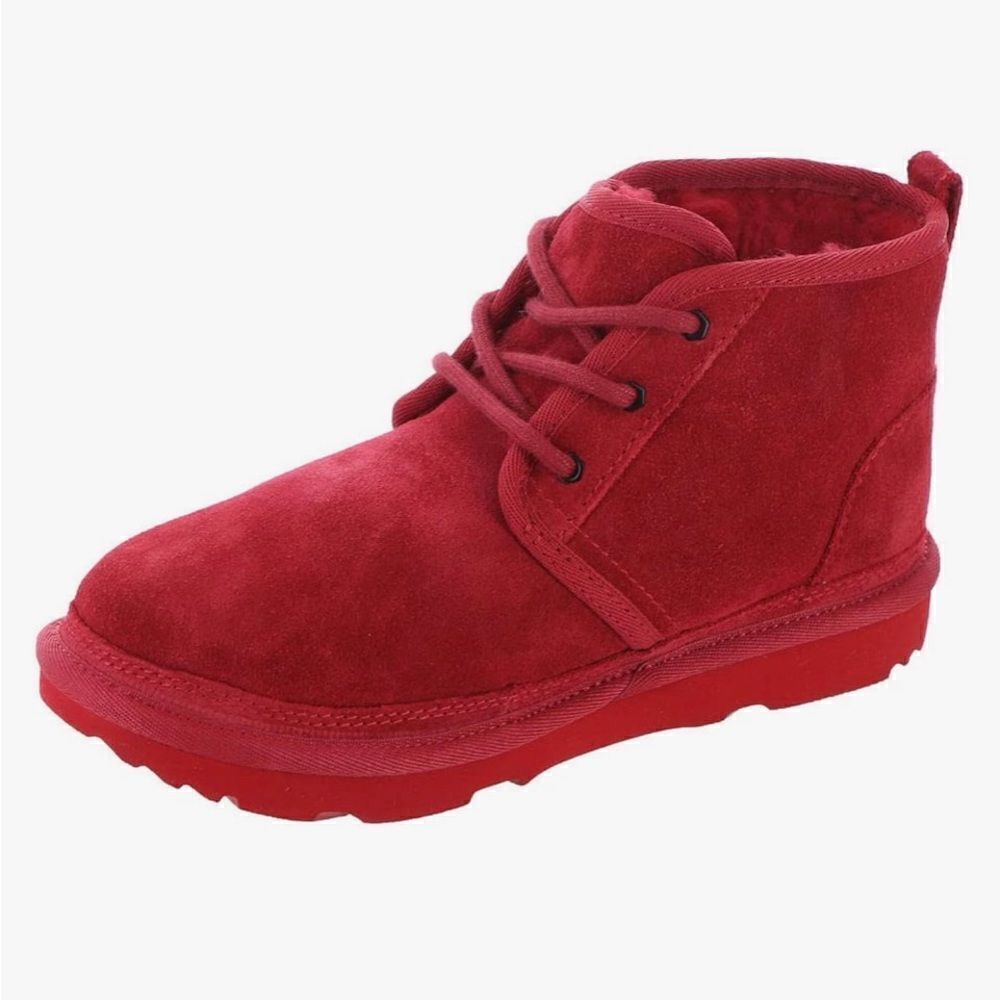 UGG Kid's Neumel II Boot Big kid size 4